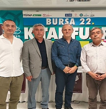kitap-fuarinda-bursayi-arastirmak-bursayi-yazmak-soylesisi.jpg