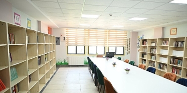 kocaeli-guzel-sanatlar-lisesi-kutuphanesine-kavustu.jpg