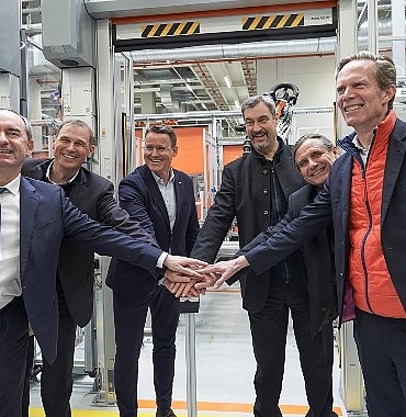mandan-500-milyon-euroluk-yatirim-nurnbergde-batarya-uretimi-basladi.jpg