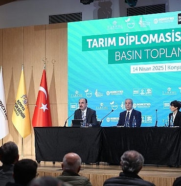 mehdi-eker-konya-tarimda-10-bin-yillik-tecrubeye-sahiptir.jpg