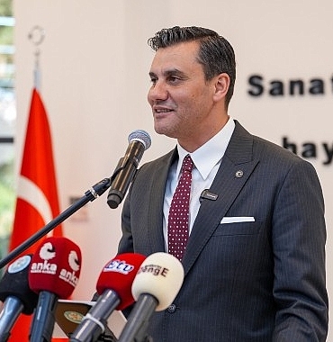 mesir-festivali-coskusu-devrim-erbilin-sergisiyle-basladi.jpg