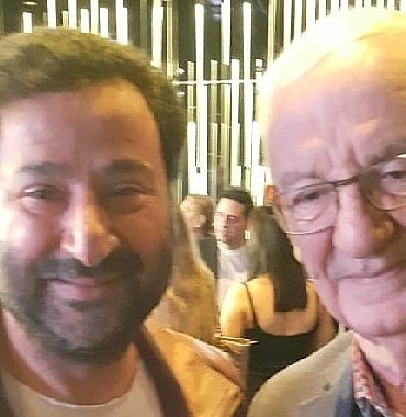metin-yildirim-baldiz-filminin-galasinda-atilla-dorsay-ile-bulustu.jpg
