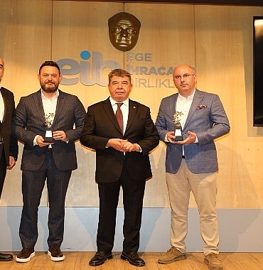 mobilya-kagit-ve-orman-urunleri-sektorlerinde-ihracat-sampiyonlarinin-odul-gururu.jpg