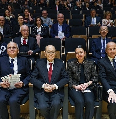 muzik-ve-ankara-sevdalisi-cenap-and-anisina-gerceklestirilen-acilis-konseriyle-baskentte-coksesli-muzigin-coskusu-basladi.jpg