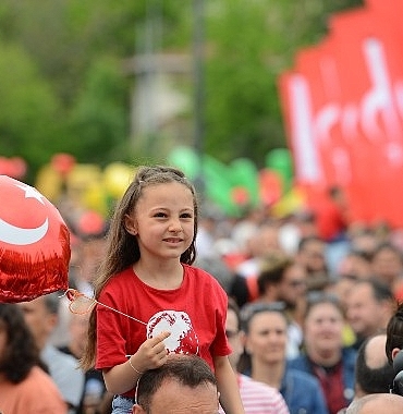 niluferde-23-nisan-cocuk-bayramina-renkli-kutlama.jpg