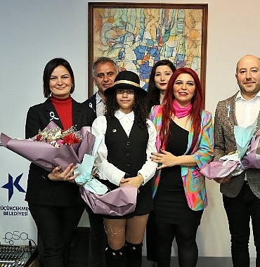 otizmli-miralden-ilham-veren-sergi-kucukcekmecede.jpg