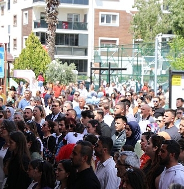 seferihisarda-23-nisan-coskusu.jpg