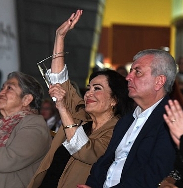 turkan-soraya-osmangazide-sevgi-seli.jpg
