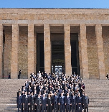 turkiyenin-milli-degeri-vakifbank-71-yasinda.jpg