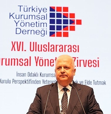 uluslararasi-kurumsal-yonetim-zirvesinin-odagi-insan-odakli-kurumsal-yonetim.jpg