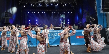 4-uluslararasi-antalya-yoruk-turkmen-festivalinde-ilk-gun-coskusu.jpg