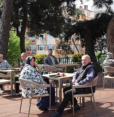 65-yas-ustu-vatandaslarin-yeni-huzur-duragi.jpg