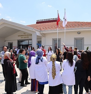 ana-kucaginda-duzenlenen-bahar-senliginde-ozel-bireyler-doyasiya-eglendi.jpg