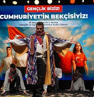 avcilarda-19-mayis-coskuyla-kutlandi.jpg