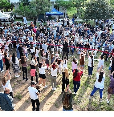 baharin-gelisi-antalyada-hidirellez-senligi-ile-kutlandi.jpg