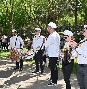 baharin-gelisi-manisada-coskuyla-kutlanacak.jpg