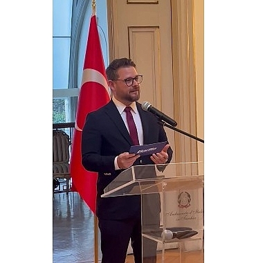 barilla-turkiye-genel-muduru-murat-koca-italya-yildizi-nisani-sovalyelik-unvani.jpg