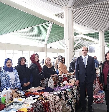 baskan-altay-tum-konyalilari-komek-pazarina-davet-etti.jpg