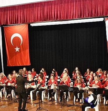 baskan-cercioglu-aydinimizi-kadin-dostu-kent-olarak-guclendirmek-icin-calismalarimiza-devam-edecegiz.jpg