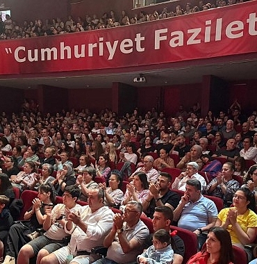 baskan-cercioglunun-destekleri-ile-kultur-ve-sanatin-kalbi-aydinda-atiyor.jpg