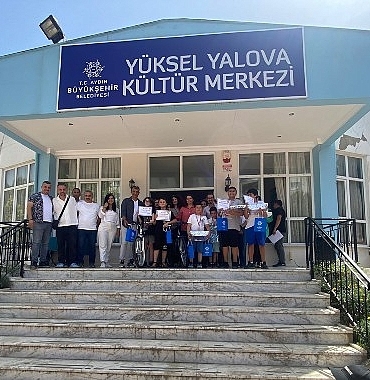 baskan-cercioglunun-destekleriyle-satranc-ogrenen-ogrenciler-hamlelerini-yaristirdi.jpg