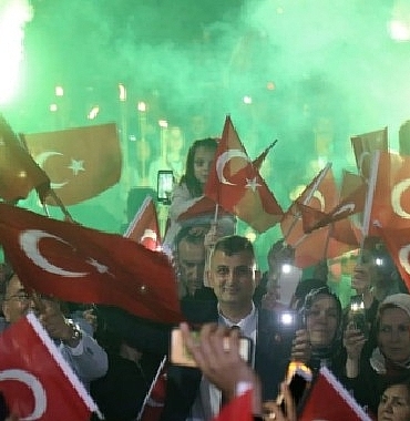 baskan-sezer-19-mayis-tam-bagimsiz-devlet-kurma-kararinin-ilk-adimidir.jpg