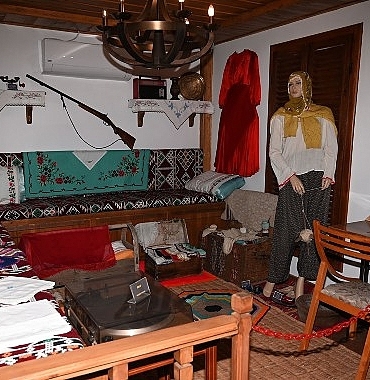 baskan-topaloglundan-ramazan-kara-plaket.jpg