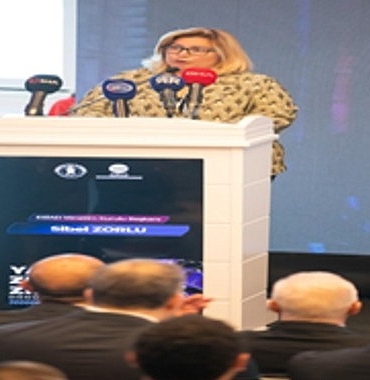 baskan-tugay-yapay-zeka-zirvesinde-konustu.jpg