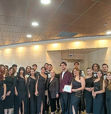 buyuksehir-cok-sesli-genclik-ve-cocuk-korosu-izmirden-iki-odulle-dondu.jpg