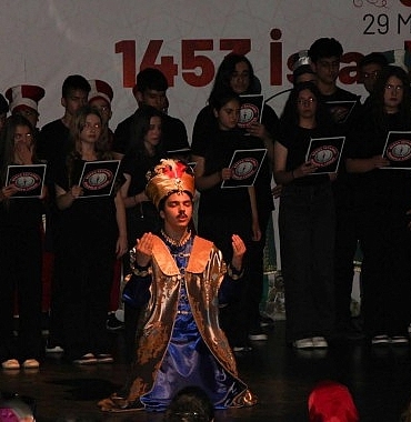 canikte-istanbulun-fethi-coskusu.jpg