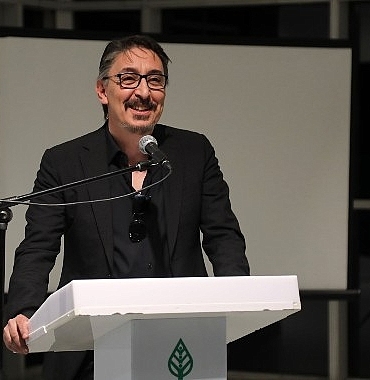cankayada-cihat-aral-sergisi-pencereden-gelen-soguk-maviydi.jpg