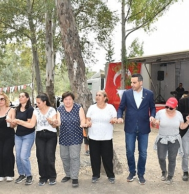 ciglili-kadinlar-anneler-gunu-pikniginde-bulustu.jpg
