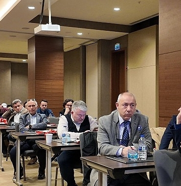 cinli-ureticiler-ile-turk-is-insanlari-istanbulda-bir-araya-geldi.jpg