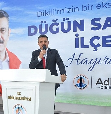 dikili-dugun-salonuna-kavustu.jpg
