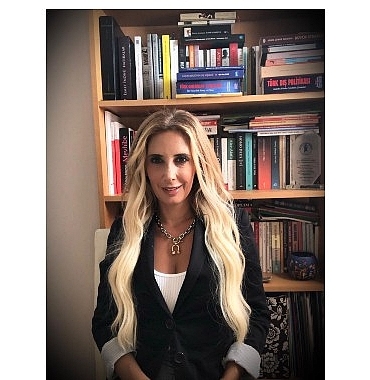 doc-dr-sinem-unaldilar-turkiye-arabulucu-kimligiyle-yeniden-pozisyon-aliyor.jpg