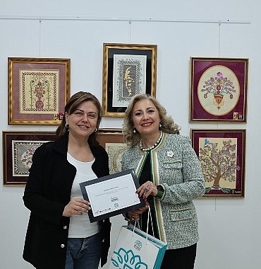 ebru-ve-kaati-sergisi-konak-kulturevinde.jpg