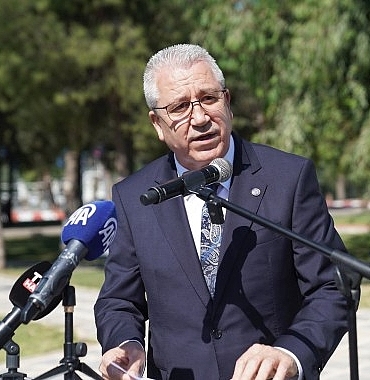 ege-universitesinde-70-yil-aniti-torenle-acildi.jpg