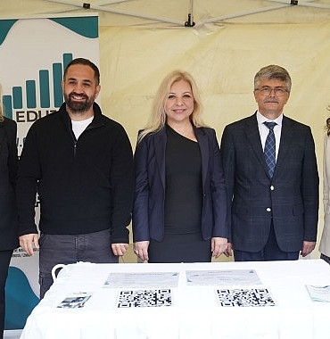 ege-universitesinde-70-yil-kariyer-ve-bilim-senligi-basladi.jpg