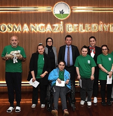 engelli-bireyler-sordu-baskan-aydin-cevapladi.jpg