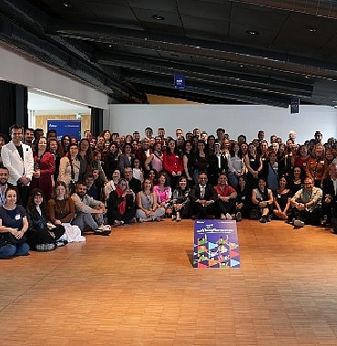 garanti-bbvanin-destegiyle-guclu-bir-bulusma-esitbiz-konferansi-ikinci-kez-gerceklesti.jpg