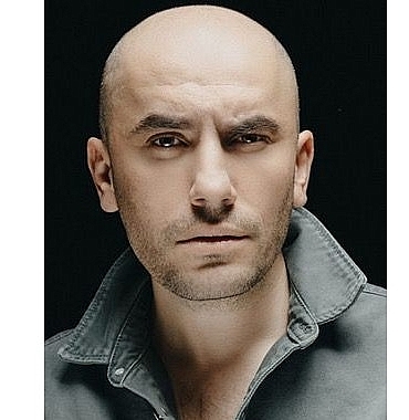 giray-altinok-39-genc-gunlerde.jpg