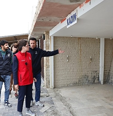 ilica-plajinda-yaz-hazirliklari-suruyor.jpg