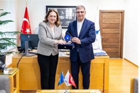 izmir-ile-kosova-arasinda-guc-birligi.jpg