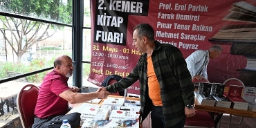 kemer-kitap-fuari-basladi.jpg