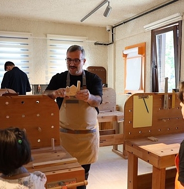 komekten-ahsap-oyuncak-cocuk-ebeveyn-atolyesi-etkinligi.jpg