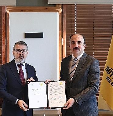 konya-buyuksehir-ile-tihek-arasinda-insan-haklari-is-birligi-protokolu-imzalandi.jpg