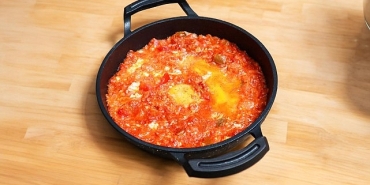menemen-yemegi-artik-resmen-menemene-ait.jpg