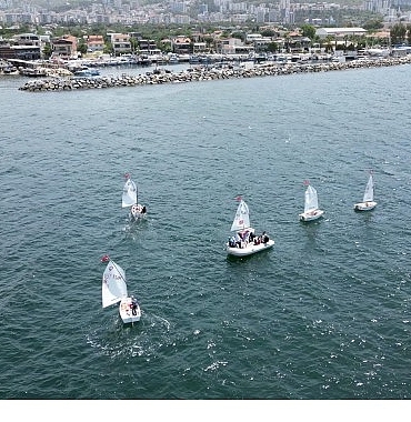 narlidere-19-mayis-ruhunu-sporla-yasatti.jpg