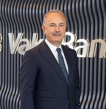 vakifbanktan-1-milyar-dolar-tutarinda-surdurulebilirlik-temali-sendikasyon-kredisi.jpg