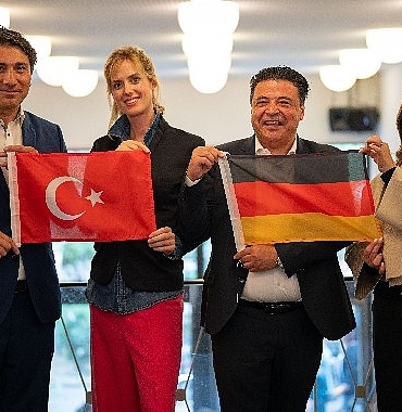 wilma-ellesten-turk-alman-is-koprusune-destek.jpg